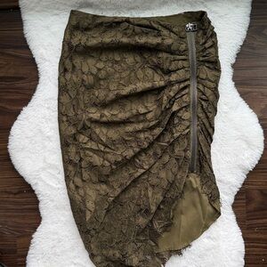 Veronica Beard Asymmetrical Zip Up Olive Skirt size 2